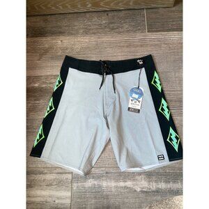 BILLABONG Recycler Airlite Board shorts Mens s size 30 NEW Grey Lime green